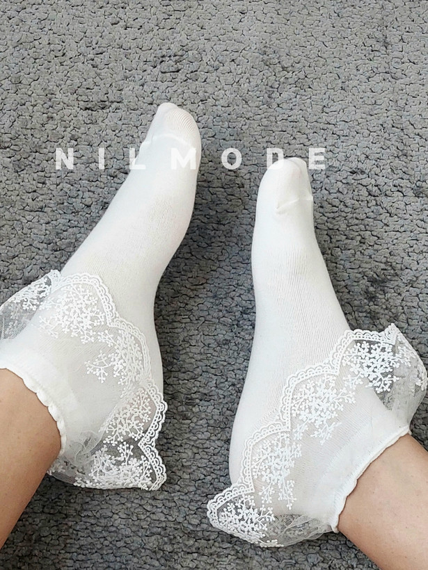 جوراب لبتور