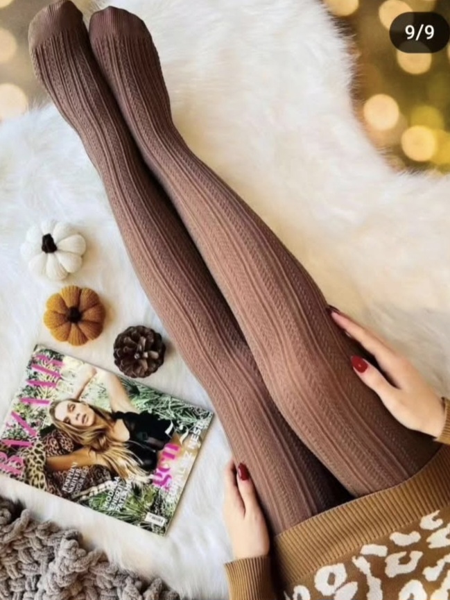 جوراب شلواری گندمی پنتی