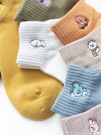 BT21